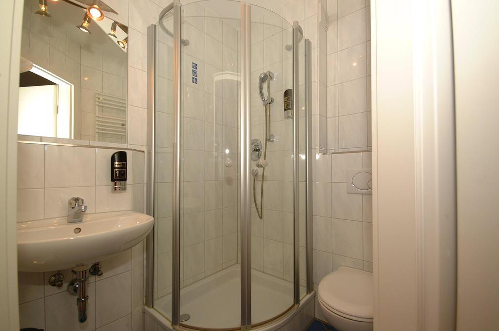 Hotel Pension Schwansee Schwangau Bagian luar foto